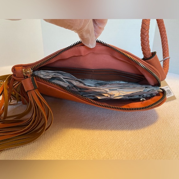 Calin Collection Wristlet.Beautiful Burnt Orange, Vegan Leather With Fringe. NWT - Picture 5 of 12